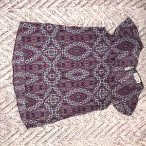 Capri sleeve top size small